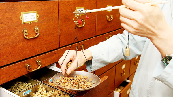 河南省中医院郭宇飞怎么样_河南省中医院郭宇飞_河南中医院乳腺科郭宇飞简介