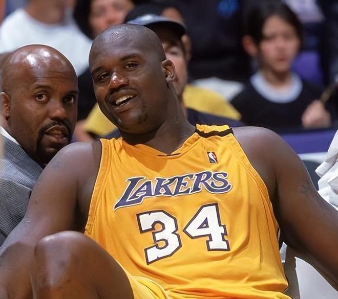nba公牛衣服是什么牌子_美国公牛服装品牌_公牛logo的衣服