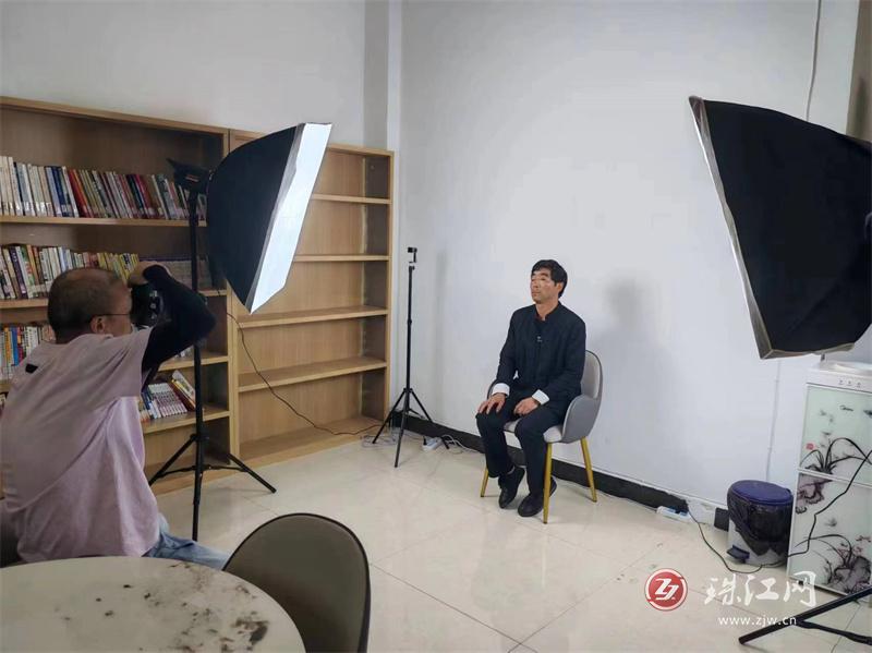 公务员在线照片免费编辑器_公务员照片编辑软件_公务员照片在线处理软件